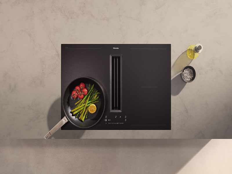 Placa de inducción con extractor integrado KMDA 7876 FL Black Perfection