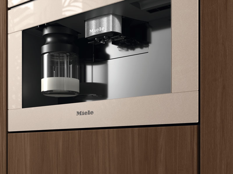 Cafetera empotrable con DirectWater Beige