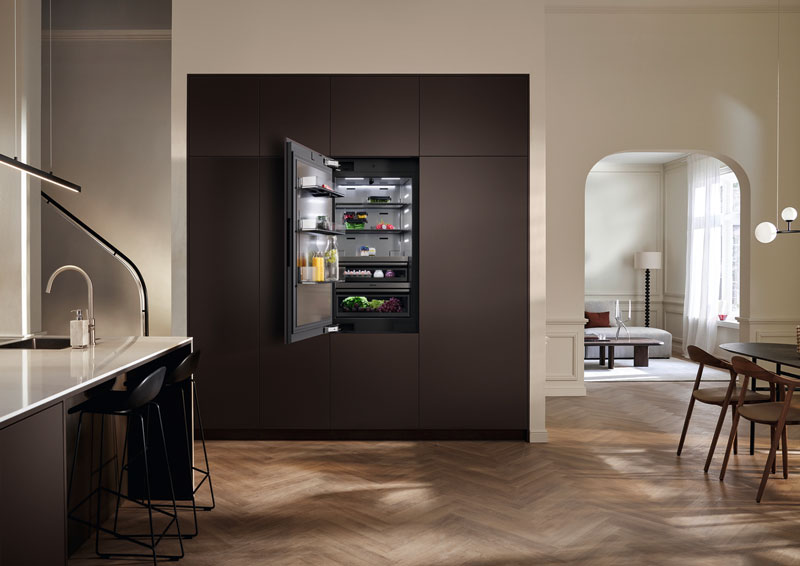 Alternative view of Combi Mastercool KFMC 3844
